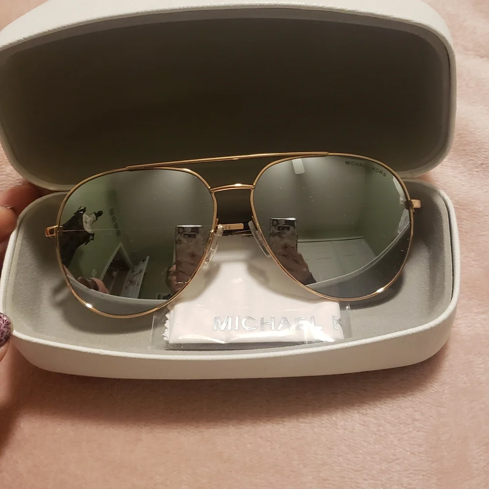 Michael Kors Gold Mirrored Aviator Sunglasses W/Case And Lens Cloth - Picture 1 of 4